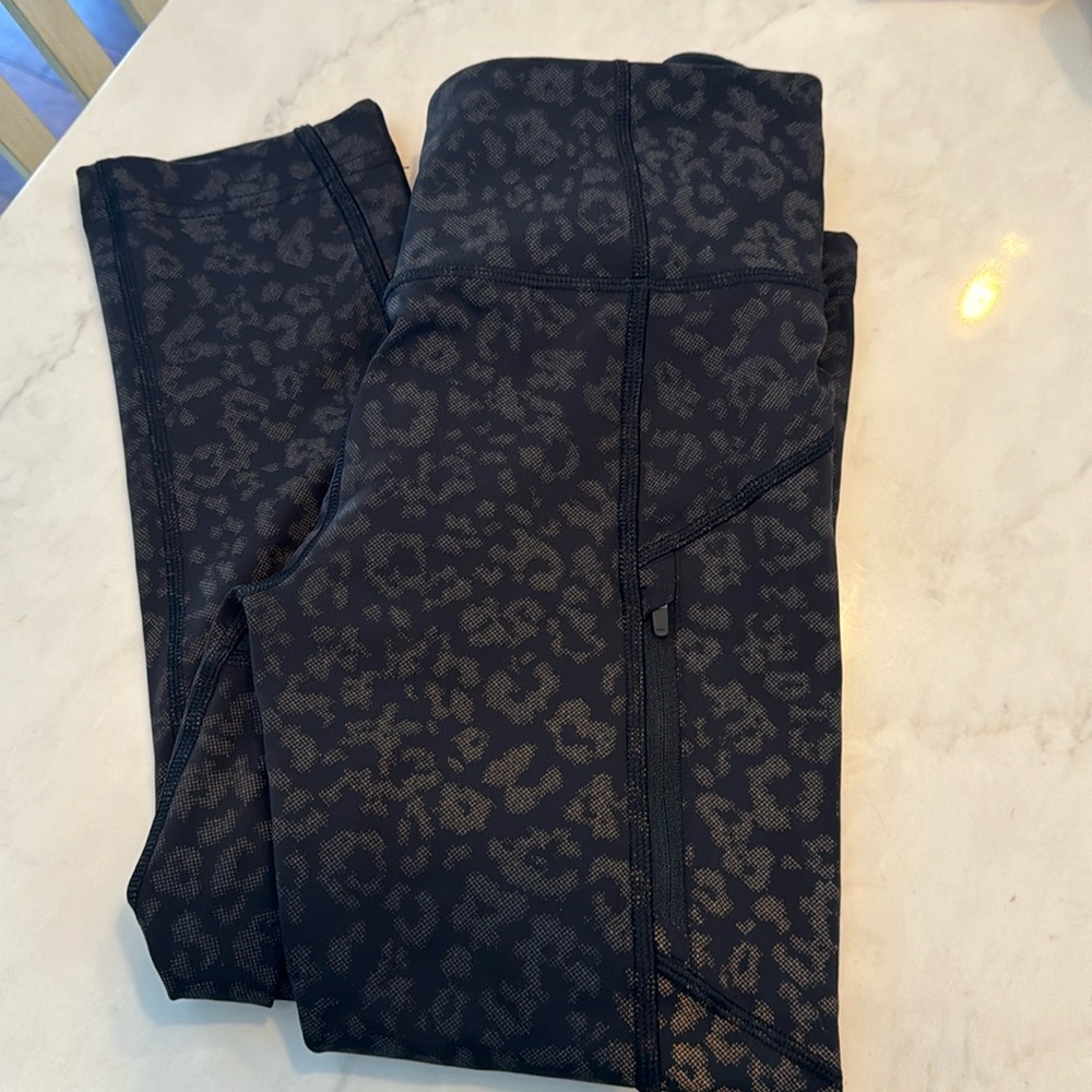 Athleta Capri leggings